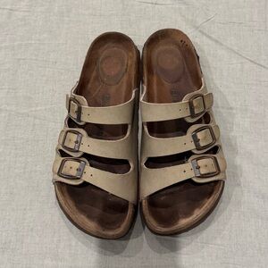 Cushionaire Sandals